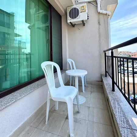 Evi 2 דירה